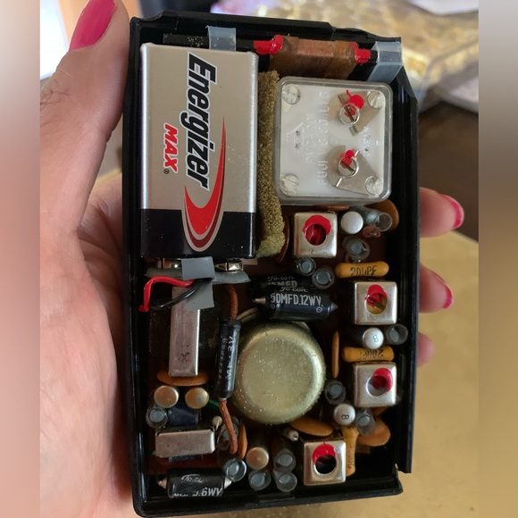 Vintage tarleton portable transistor radio - Picture 8 of 13